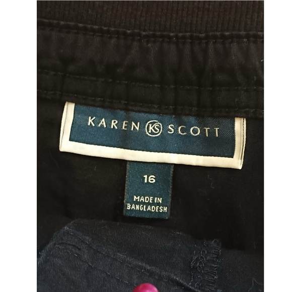 Karen Scott Women's Navy Blue Bermuda Shorts Size 16 - Picture 4 of 12